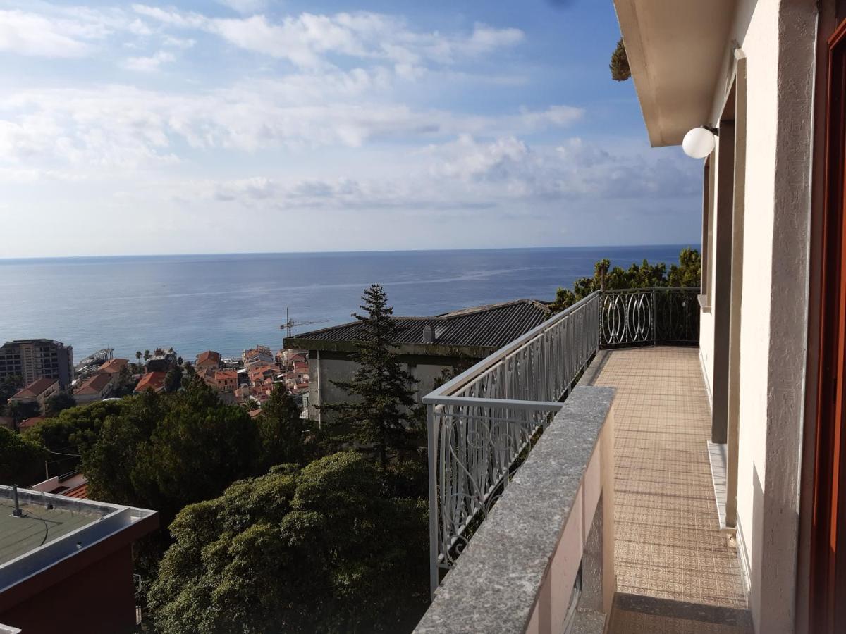 Bressa De Ma Affittacamere, Room & Breakfast Pietra Ligure Eksteriør billede